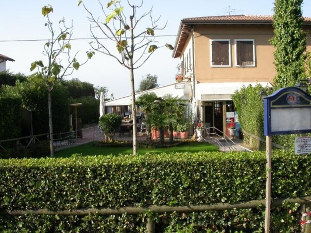 Locanda Le Palafitte Bardolino Exterior photo